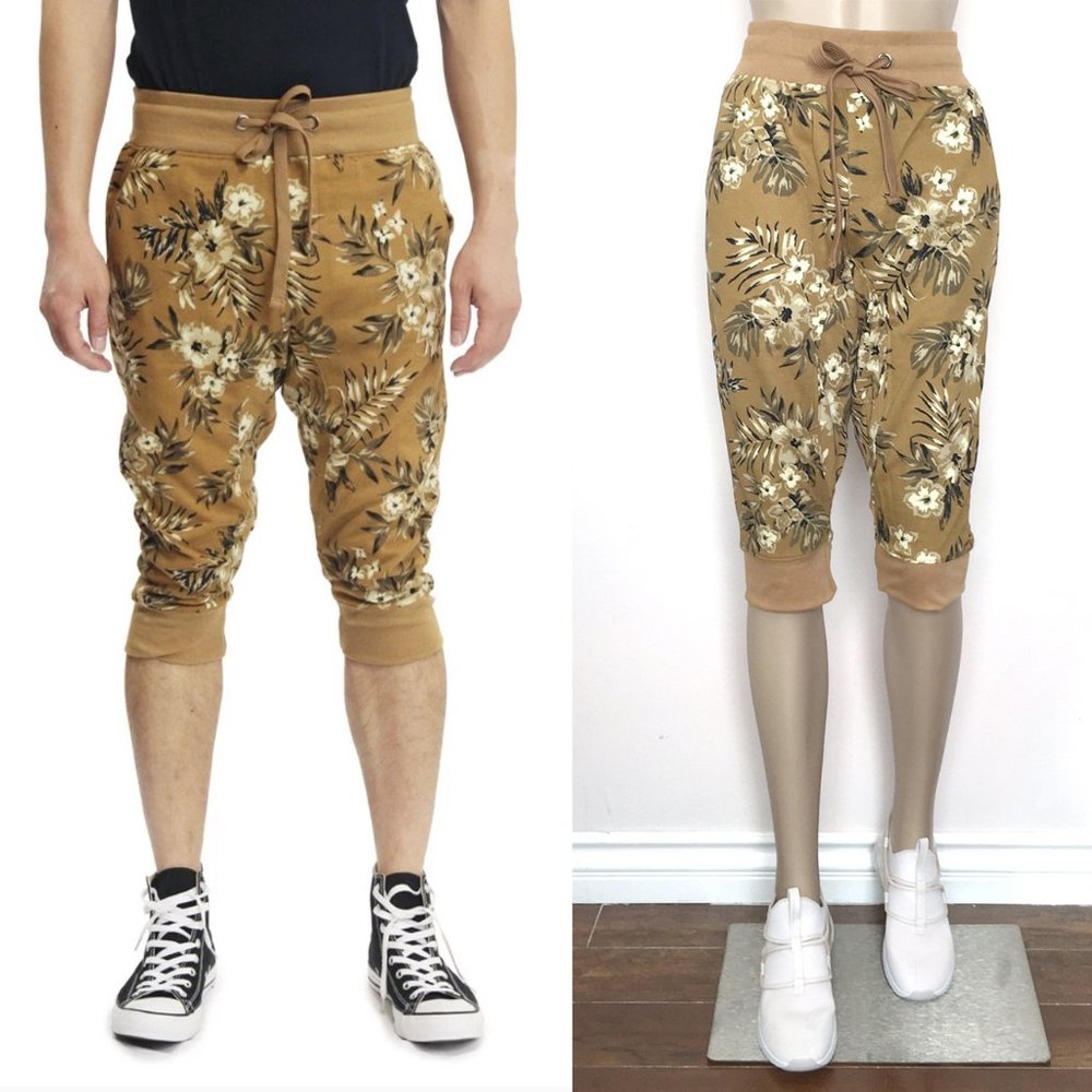 Unisex French Terry Printed Capri Cropped Shorts - Picture 1 of 9